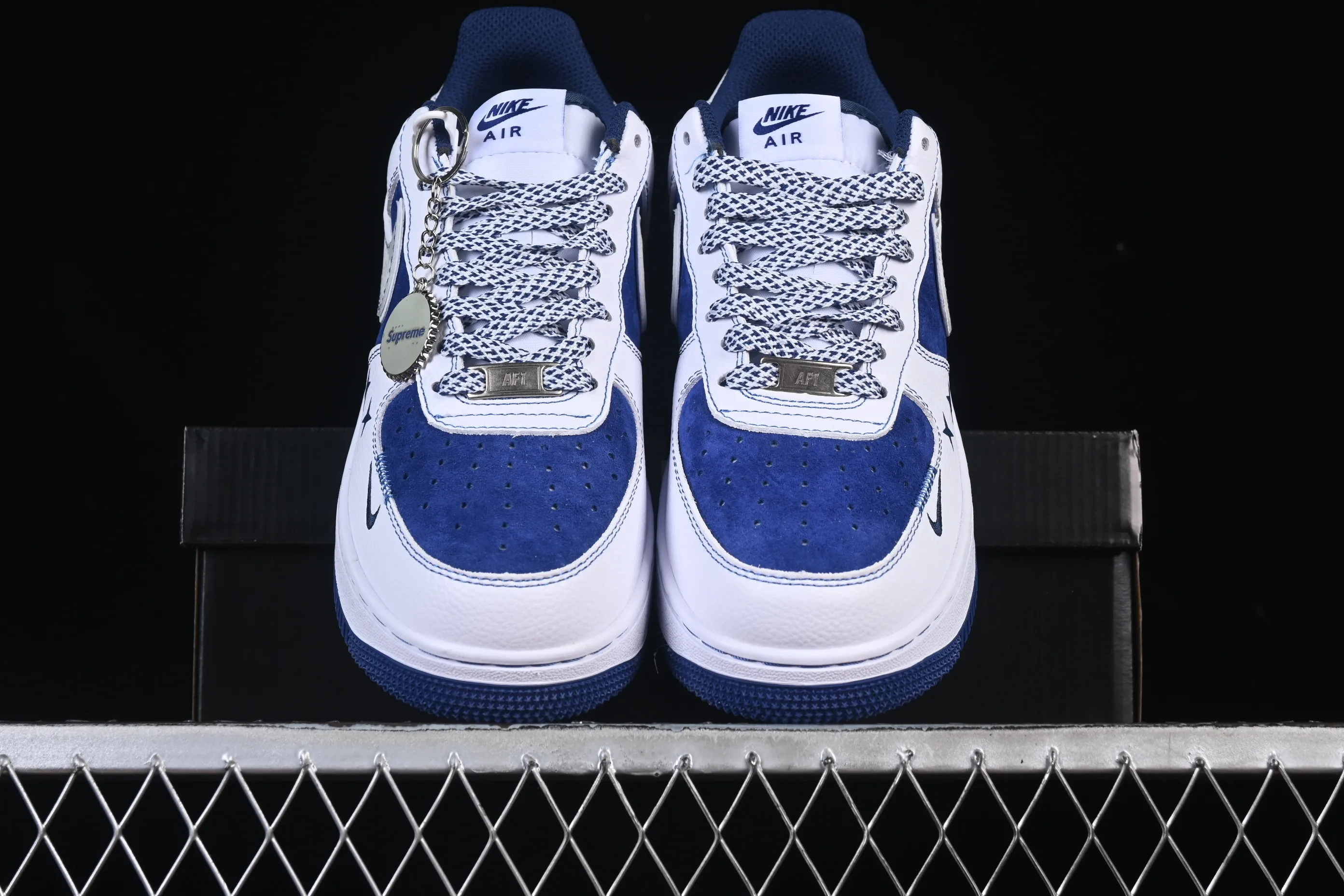 All categories Nk Air Force 1 Air Force series Nk Air Force 1 Low Air Force low top Nike Air Force 1'07 Low Supreme joint gray hook blue pig eight Air Force 1 low top casual sneakers XZ6188-187